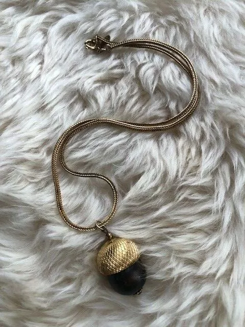 Vintage acorn deals necklace