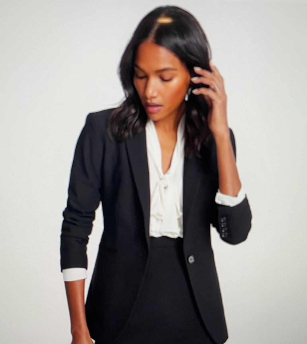 ANN TAYLOR BLACK THE ONE BUTTON BLAZER SEASONLESS STRETCH SIZE JACKET