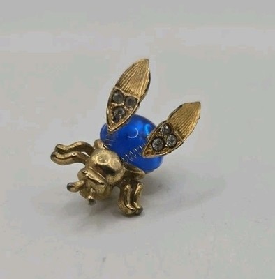 Blue Jelly Belly Gold Tone Fly Bee Insect Pin Brooch Rhinestone Wings Jiggle