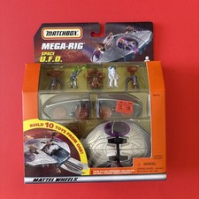 Matchbox Mega-Rig Space UFO Playset Vehicle Alien 36410 New 1998 Mattel Wheels