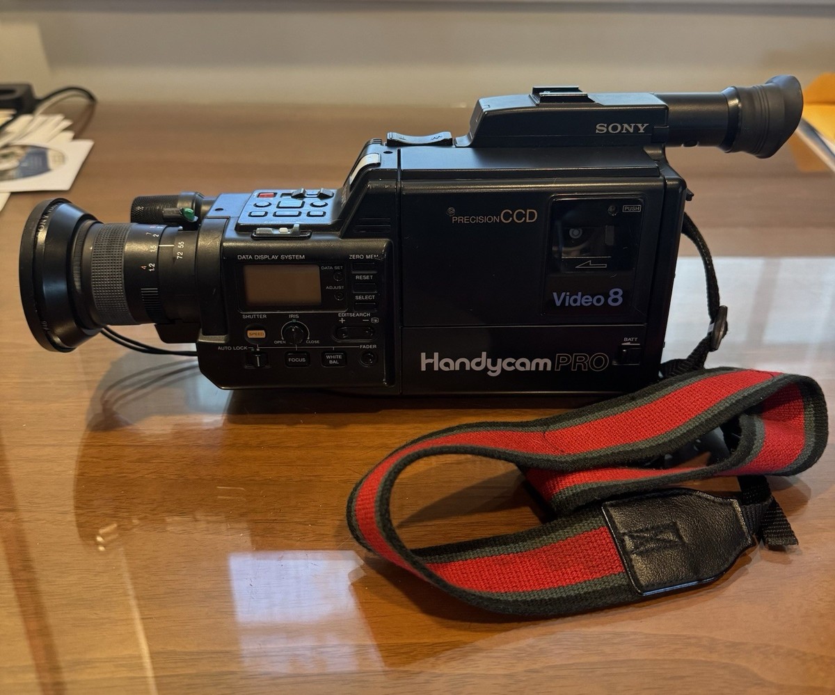 Sony Handycam Pro CCD-V9 Video 8 Camcorder with accessories | eBay
