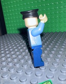 LEGO Batman II Minifigure - Guard (sh0023) 10937 6864 Super Hero Security Police