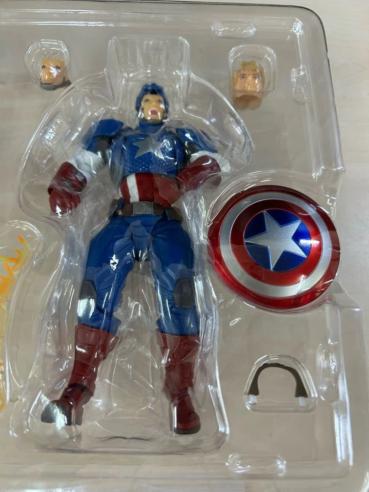 Increíble figura de acción Yamaguchi Capitán América Revoltech Kaiyodo usada Foto 2 de 4