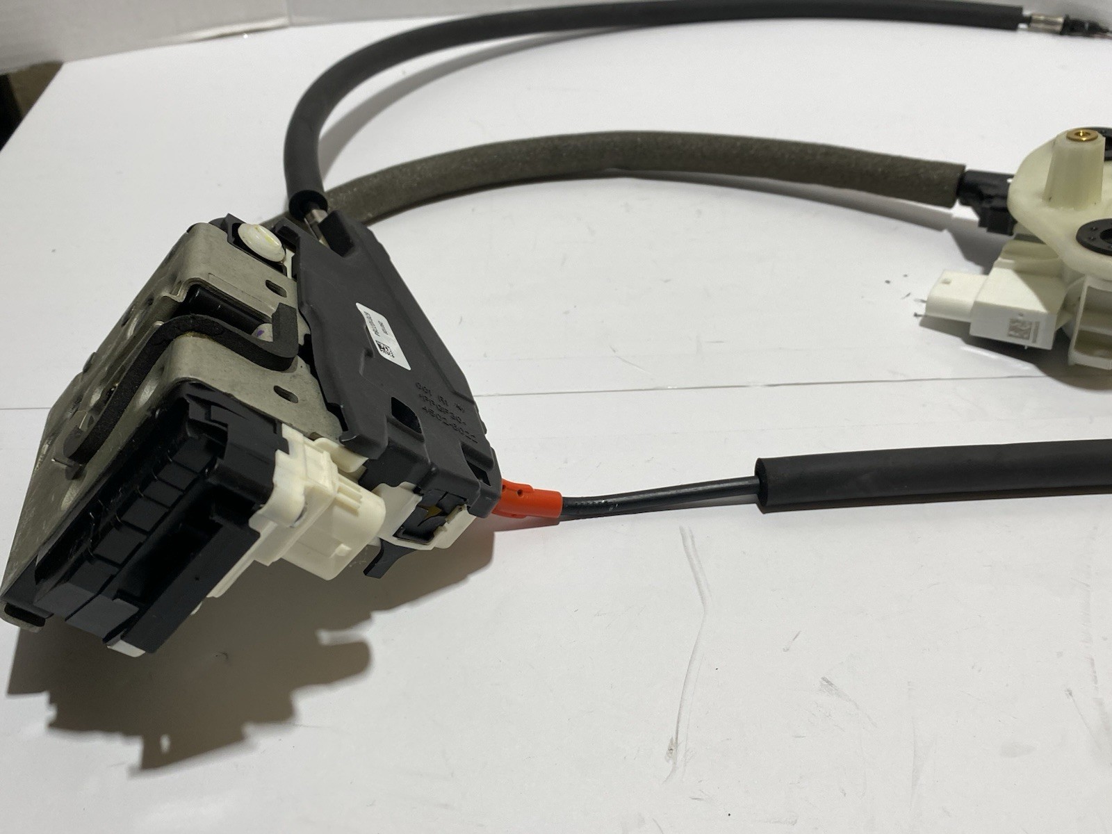 18-24 MASERATI GHIBLI RIGHT REAR DOOR LOCK ACTUATOR SOFT CLOSE OEM 670107784