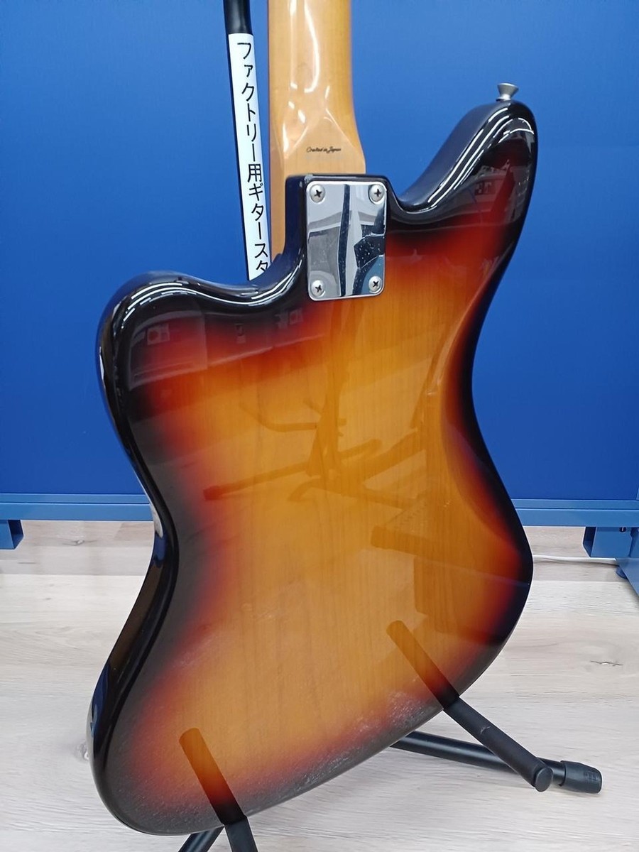 FENDER JAGUAR Used Basswood body Maple neck Rosewood fingerboard
