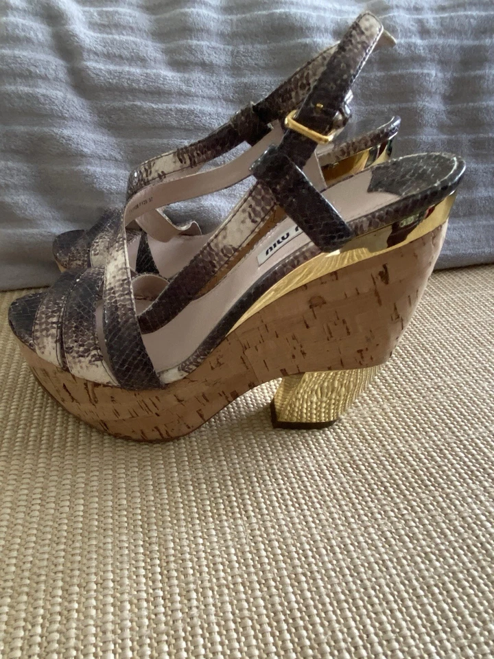 Sandalias de plataforma MIU MIU talla 7 Foto 2 de 4