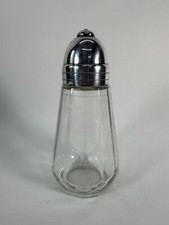 Christofle Sugar Shaker &ndash; Silver-Plated Top & Cut Glass Body &ndash; France, 20th Cent