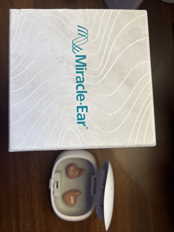 Used Miracle, Ear Hearing Aids