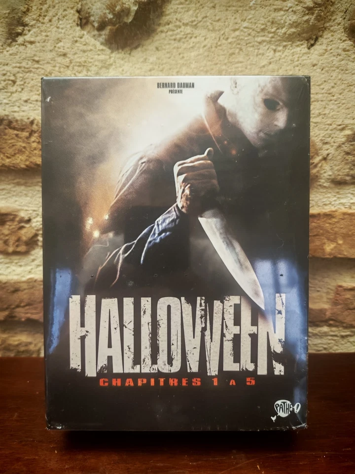Coffret Halloween - Chapitres 1 à 5 en DVD neuf - Photo 1/4