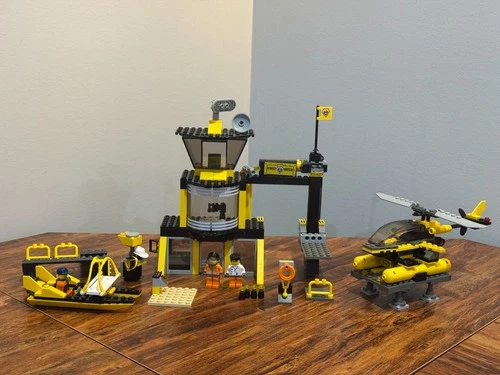 Vintage LEGO World City Set 7047- Coast Watch HQ ~ 97% complete ~ See Descript