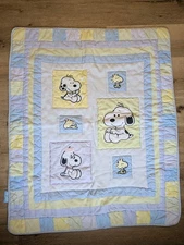Vtg Snoopy & Friends Baby Crib Quilt Blanket Bedding Lambs & Ivy 34x40