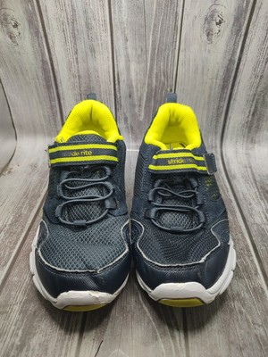 Stride Rite M2P Taylor Boys Sneakers Washable Adjustable Sneakers Size 2W