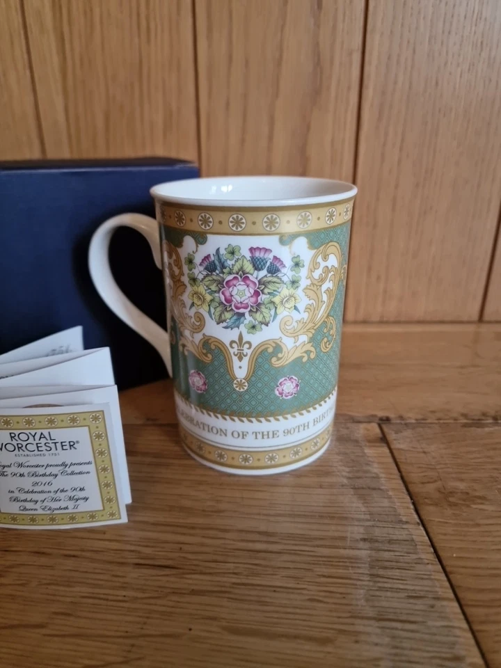 Royal Worcester Vintage Floral Queen Elizabeth II 90th Birthday Mug with Box  - Image 4 of 4