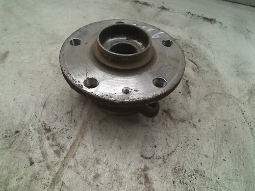 RADLAGER Volkswagen Golf VI (5K1) Hatchback 1.6 TDI 16V (CAYB(Euro 5)) 2010