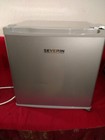 SEVERIN KB8874 Minikühlschrank Kühlbox mit Kaltlagerfach. 46L