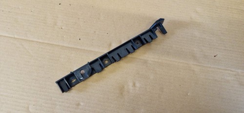 51777118160 Führungsprofil Kotflügel Rechts BMW 116i E81
