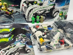 LEGO&reg; Galaxy Squad 70704 - Robo Special Lab - Complete