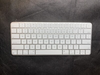 OEM Apple Magic Keyboard without Touch-ID , A2450 , Pulled from