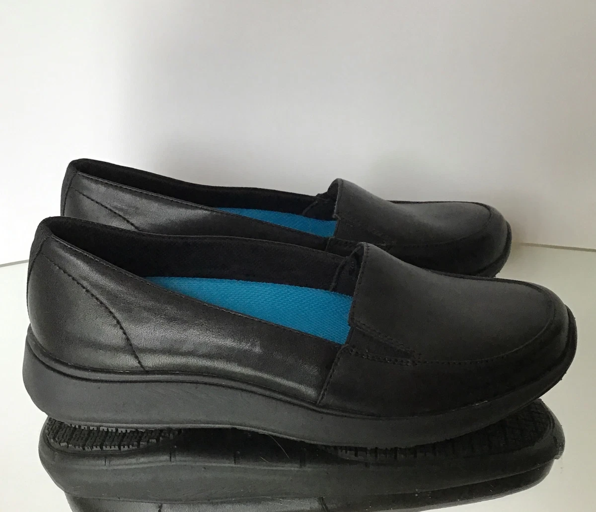 Slip resistant loafers womens sales