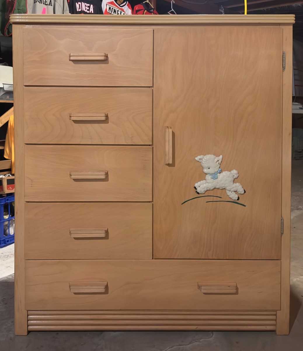 Vintage 1950's Lullabye Fine Furniture for Children Chifforobe