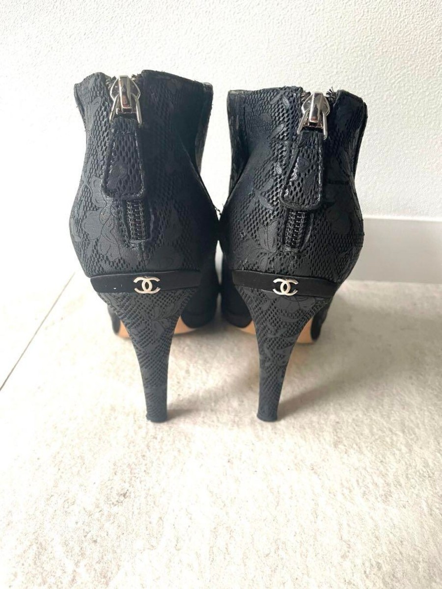 Chanel Coco Mark Open-Toe Bootie Black With Zipper Size 37 Chanel Coco Mark Open-Toe Bootie Black With Zipper Size 37