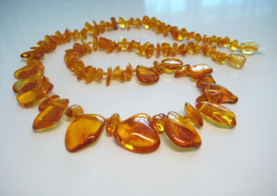 Genuine Honey Beautiful Baltic Amber Necklace 18 in !!!