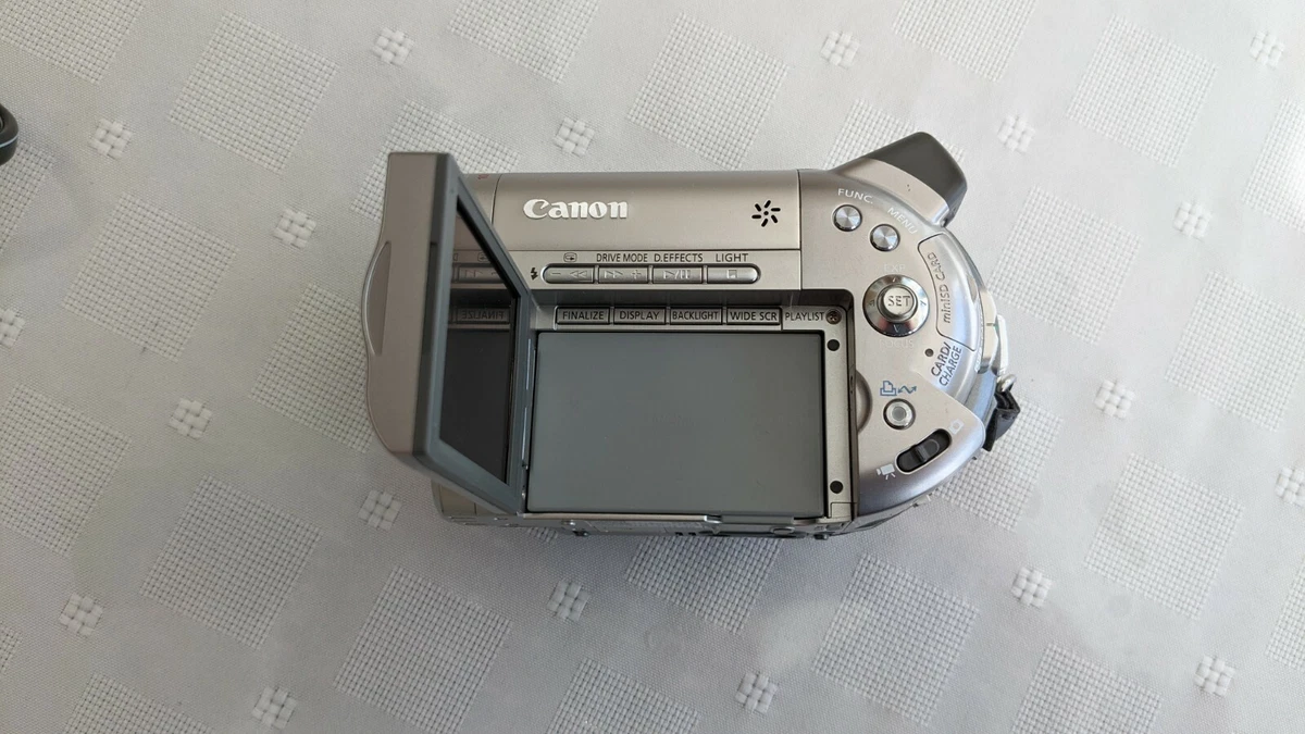 Canon DVD Camcorder NTSC DC20 Video Camera Transfer Recorder