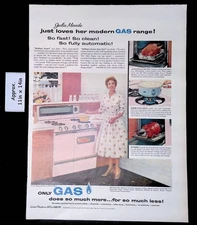 1957 Julia Meade Loves Her Modern GAS Range! Fully Automatic! Print Ad 51460