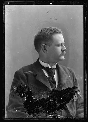 Photo:Lloyd, Edgar L.