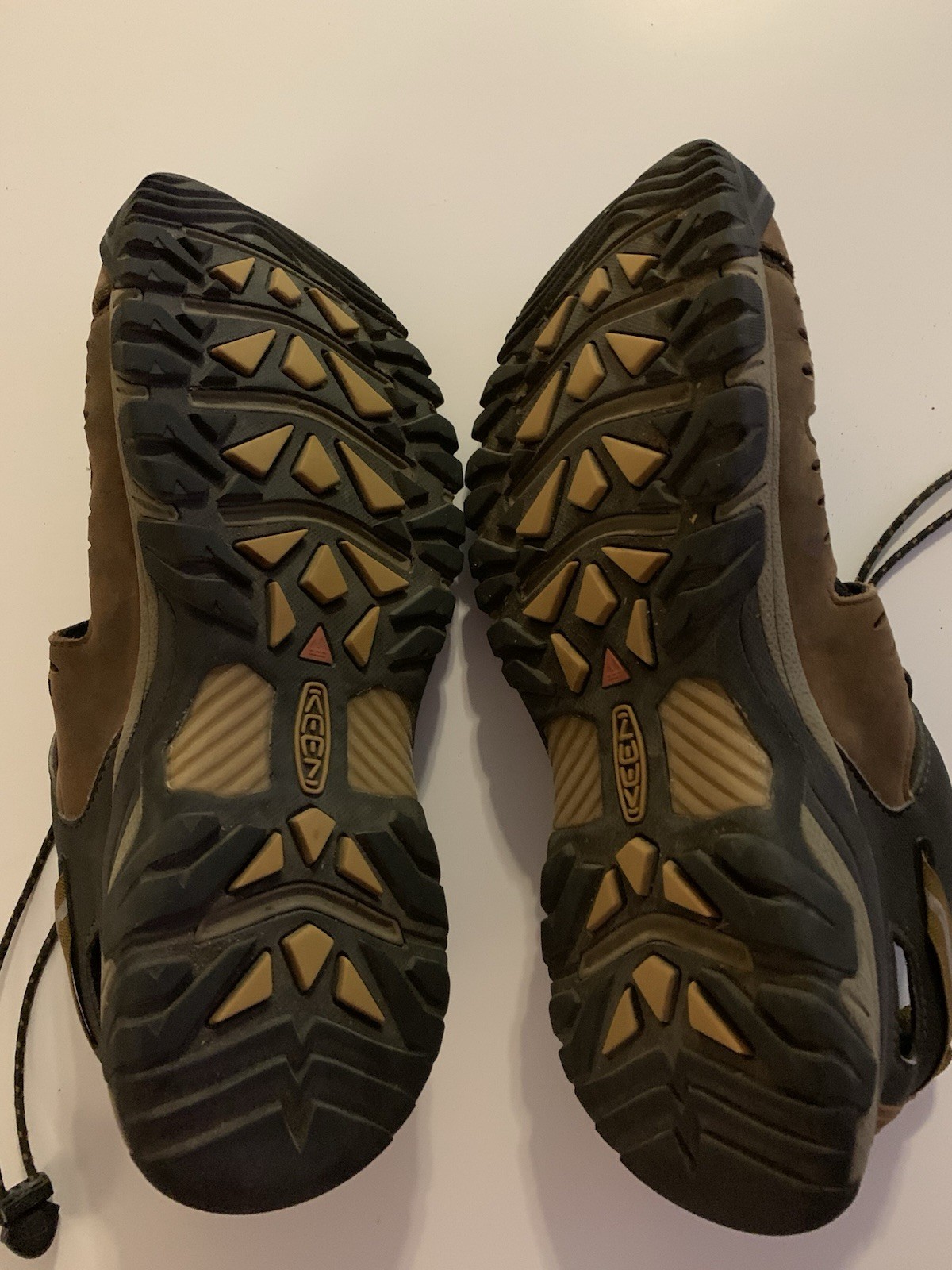 Sandali sportivi Keen Arroyo III 3 in pelle elastica per escursioni all'aperto US da uomo 13 EU 47