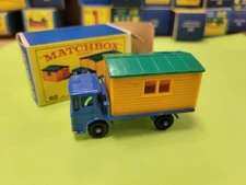 MATCHBOX TRUCK WITH SITE OFFICE #60 LESNEY ENGLAND  DIECAST WITH BOX
