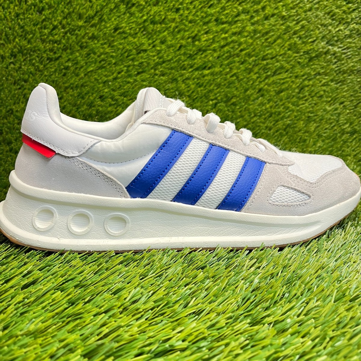 Adidas Mens Run 84 White and Blue Athletic Shoes 0247026188614-411_Adidas-Run-  main image 3