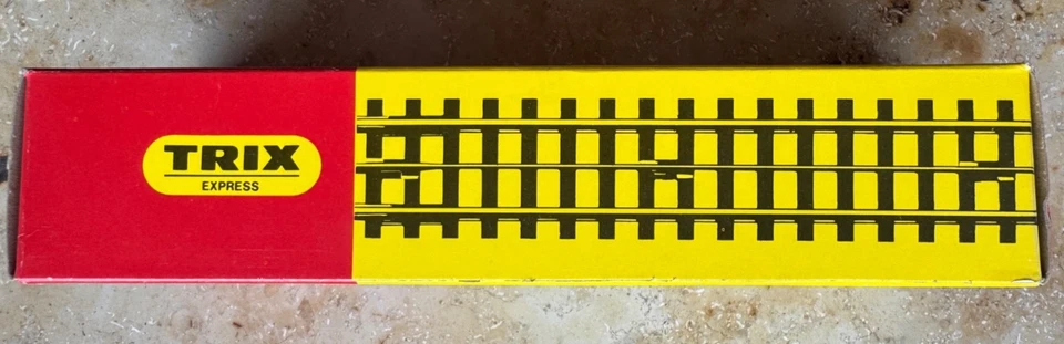 Trix Express gebogenes Gleisstück R1 30Grad, 4312, mit OVP, guter Zustand - Bild 4 von 4