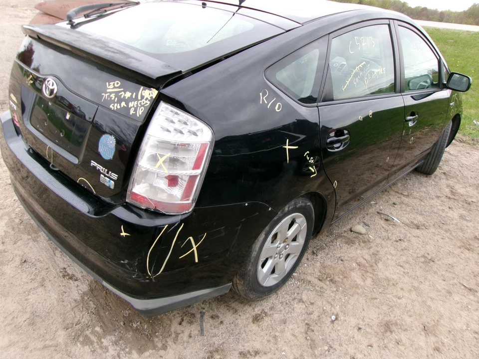 Used Front Center Interior Rear View Mirror fits: 2008 Toyota Prius automatic di - Image 4 of 4