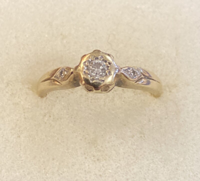 Ring 9 kt Gelbgold Diamant 3 Steine Kathedrale-Fassung - Größe K vollständig gepunzt
