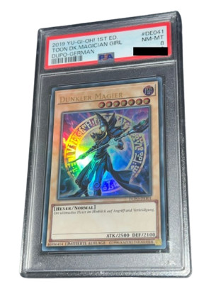Yu-Gi-Oh! Dunkler Magier - PSA 8 - ERROR CARD - DUPO - Limited Ed. Sammlerstück