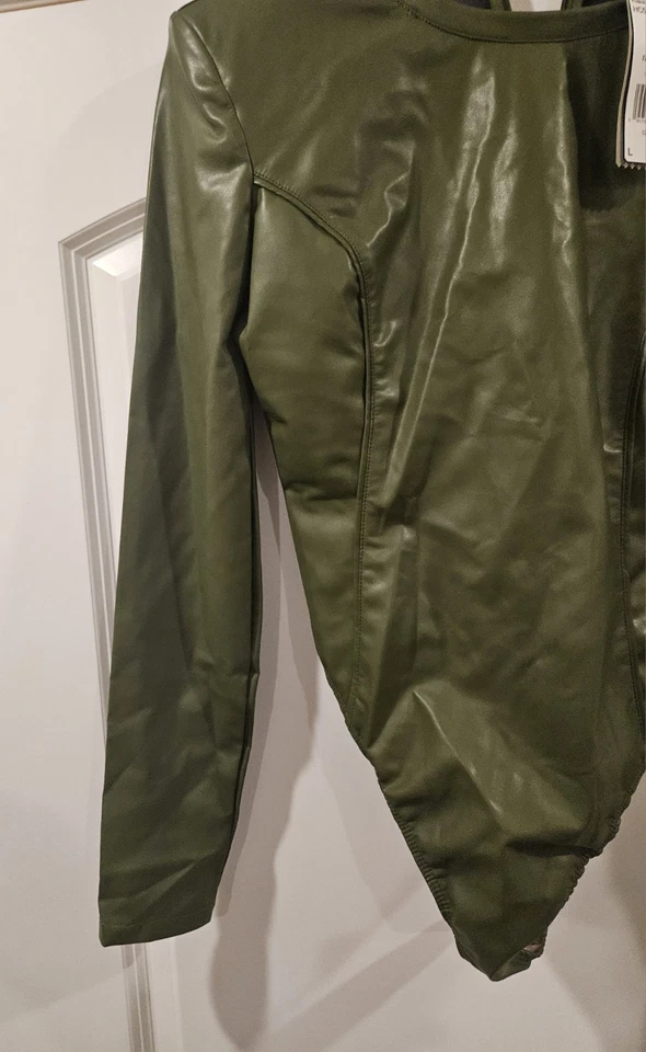 Adidas Ivy Park Body Leotardo Cuero Sintético Verde Oliva - Para Mujer Grande Foto 3 de 4