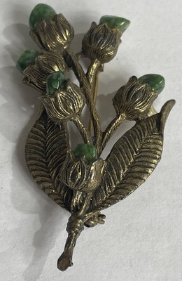 Vintage 60s HOB Jewelry Co Ribbed Brass & Genuine Jade Flower Pin Brooch 2 3/8''