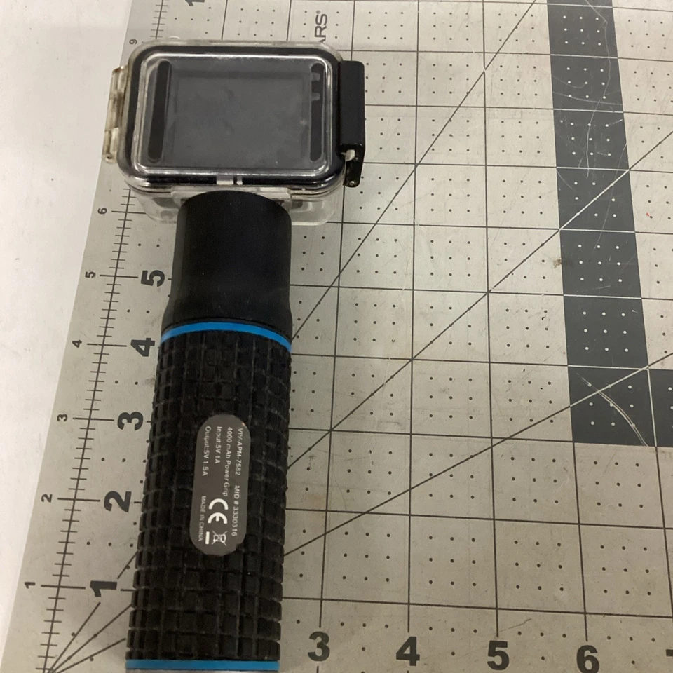 Vivitar Compact Power Grip Selfie Stick With Vivitar DVR 786 HD UNTESTED - Image 3 of 4