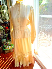 Vtg 70s Gunne Sax Satin Prairie 2 Pc Matching Top and Skirt sz S Pearl Buttons