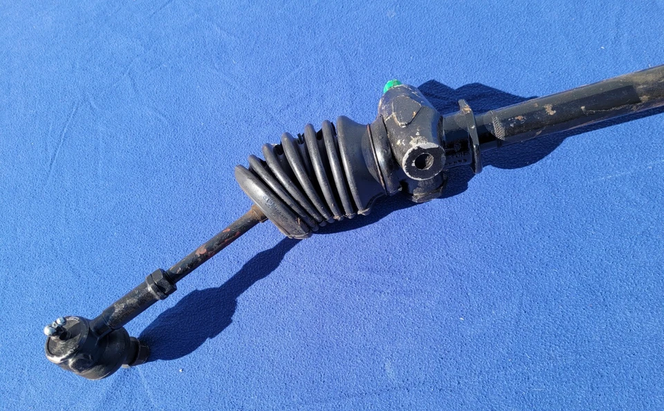 Barra de dirección completa TRIUMPH TR4A TR250 TR6 GT6 NOS Foto 3 de 4