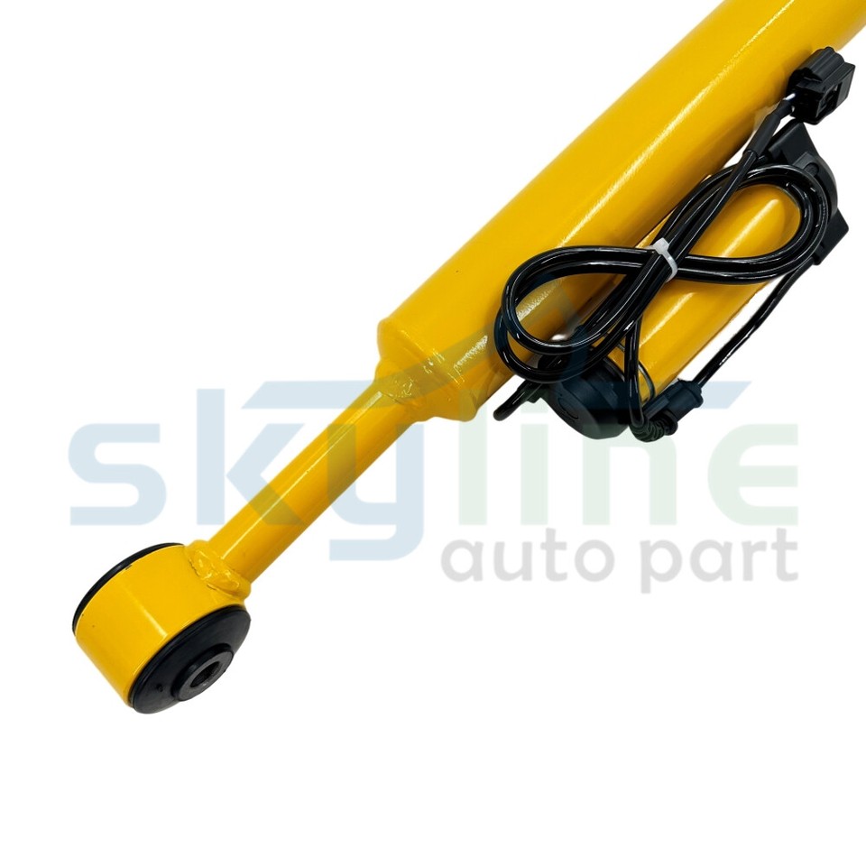 KYB Strut-Plus Front Coil | Dodge Challenger RWD 20-23 3.6/5.7L (SR4774) main image 1