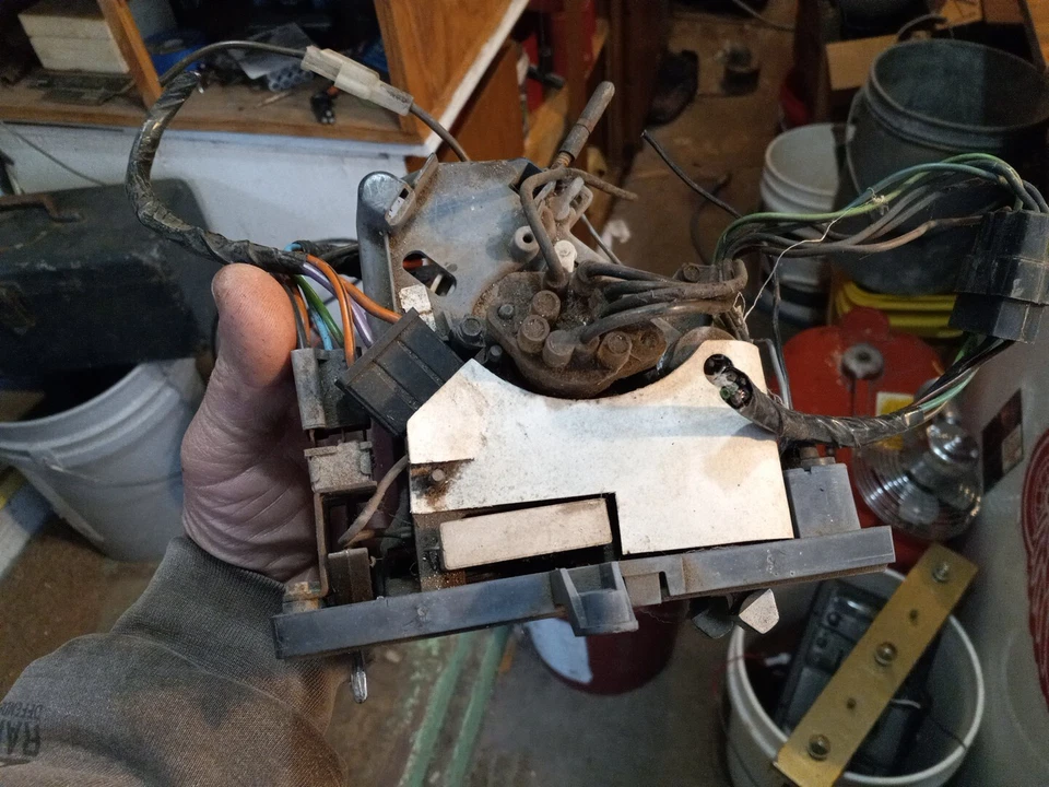 Chevy Van G10 G20 G30 años 70? Interruptor de aire acondicionado calentador control de clima sin probar Foto 3 de 4