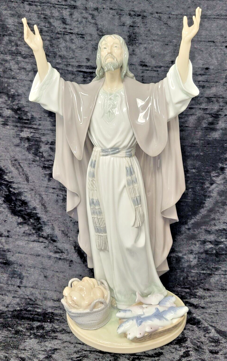 RARE Vtg. Lladro 5396 The Loaves and Fishes Jesus Statue Figurine