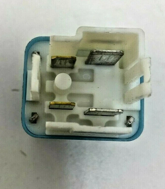 Relé descongelador ventana trasera OEM 9098702011 NUEVO LEXUS, TOYOTA Foto 2 de 3