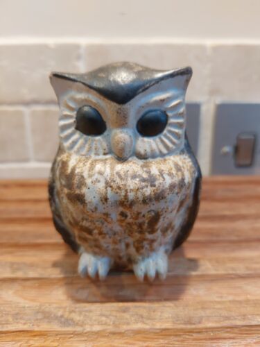 Vintage Stoneware Pottery Owl Ornament Figurine British Bird Hand Painted Lovely - Foto 1 di 15
