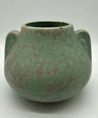 Brush McCoy Art Vellum Glaze Fawn Vase 1930’s Green Mottled Mauve Art Deco Chip