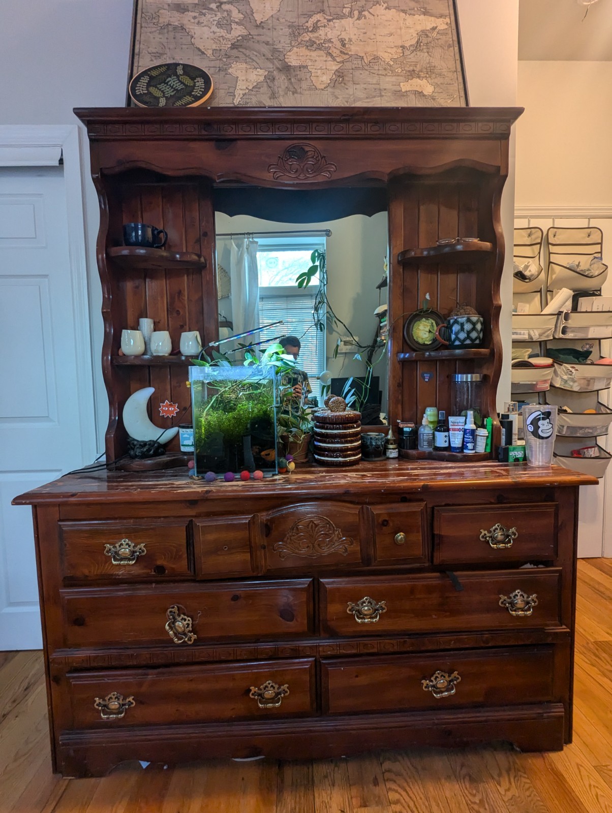Solid Wood 7-Drawer Dresser with Mirror – High Quality