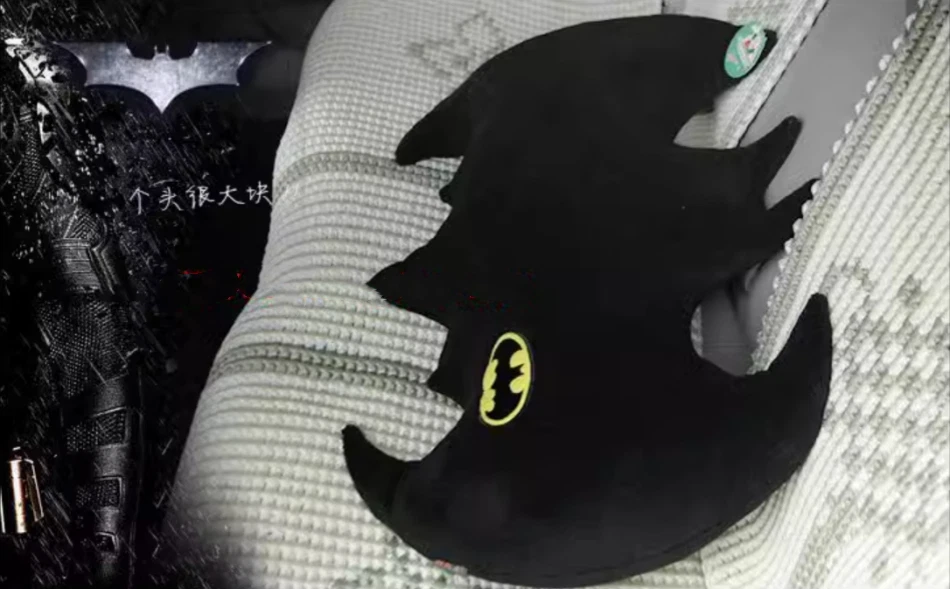 Бэтмен: Темный рыцарь Брюс Уэйн знак подушка мягкие мягкие плюшевые игрушки - Изображение 4 из 4