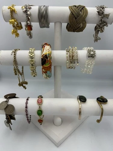 Lot of 15 Vintage to Now Fashion Costume Jewelry Bracelets.